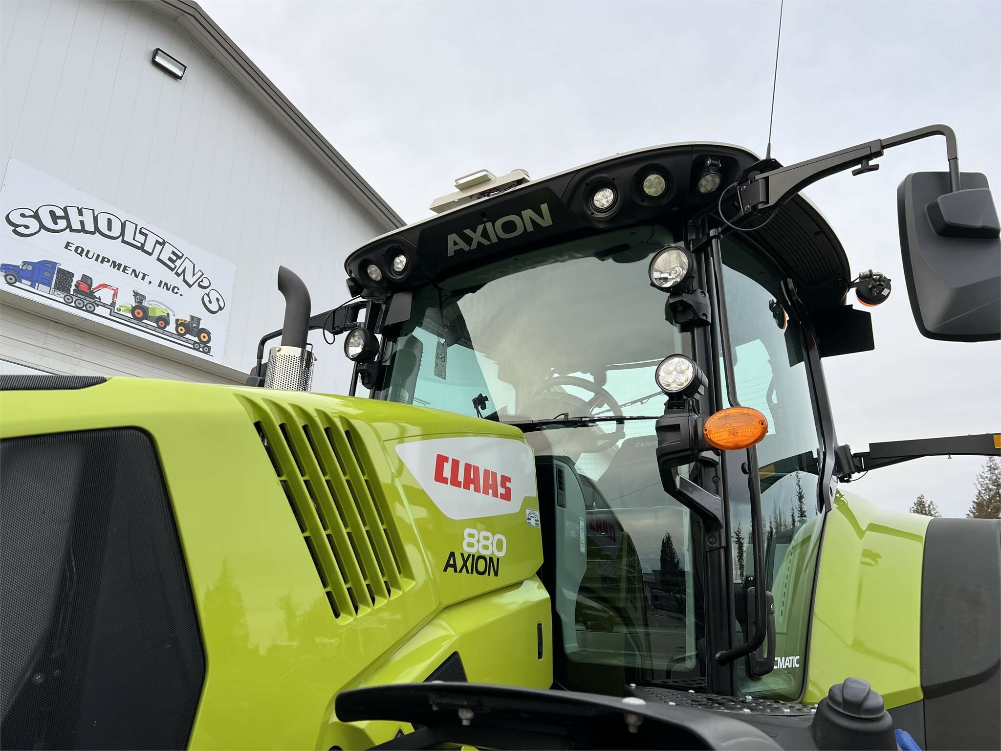 2021 Claas AXION 880 Tractor