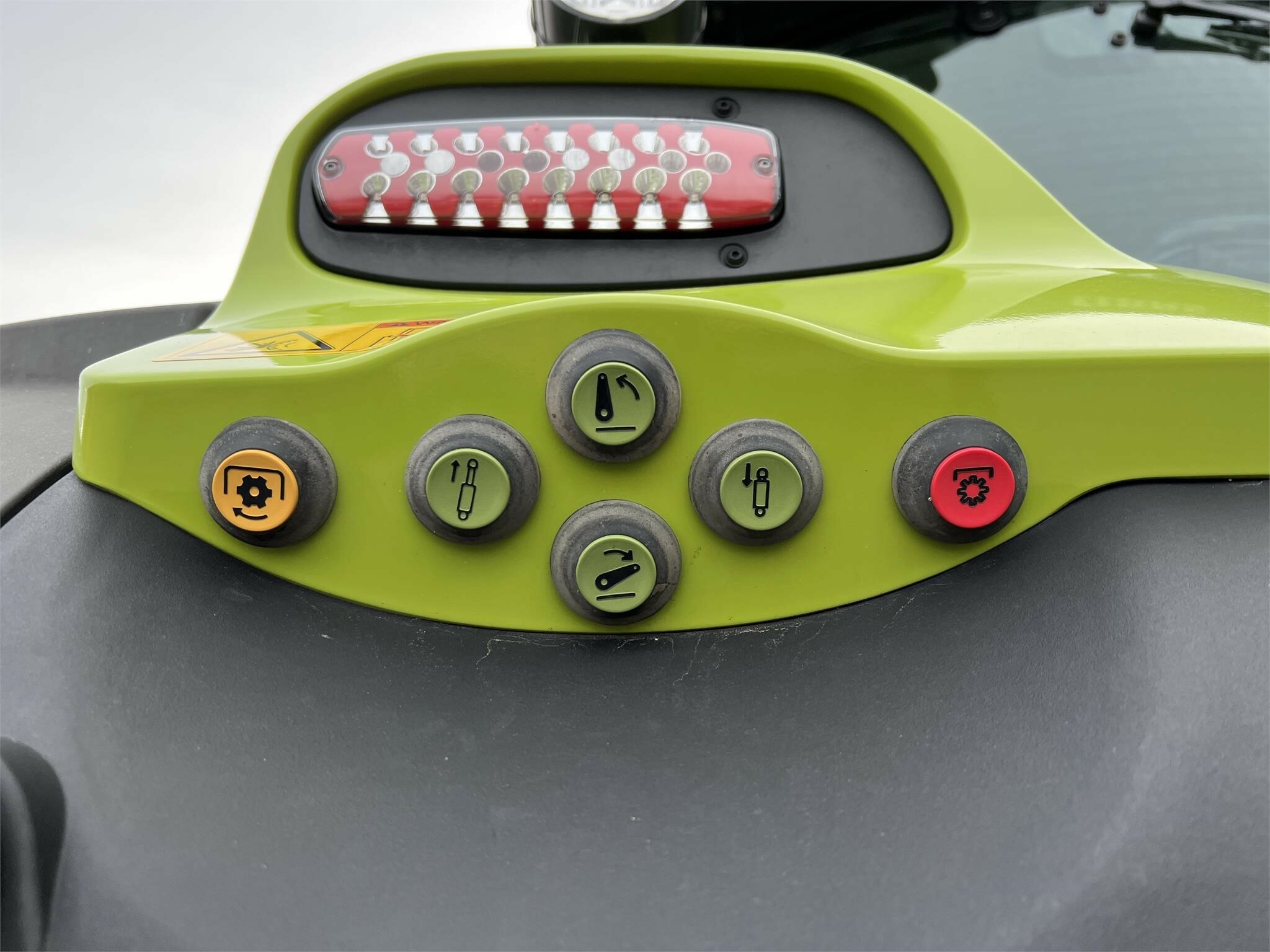 2021 Claas AXION 880 Tractor
