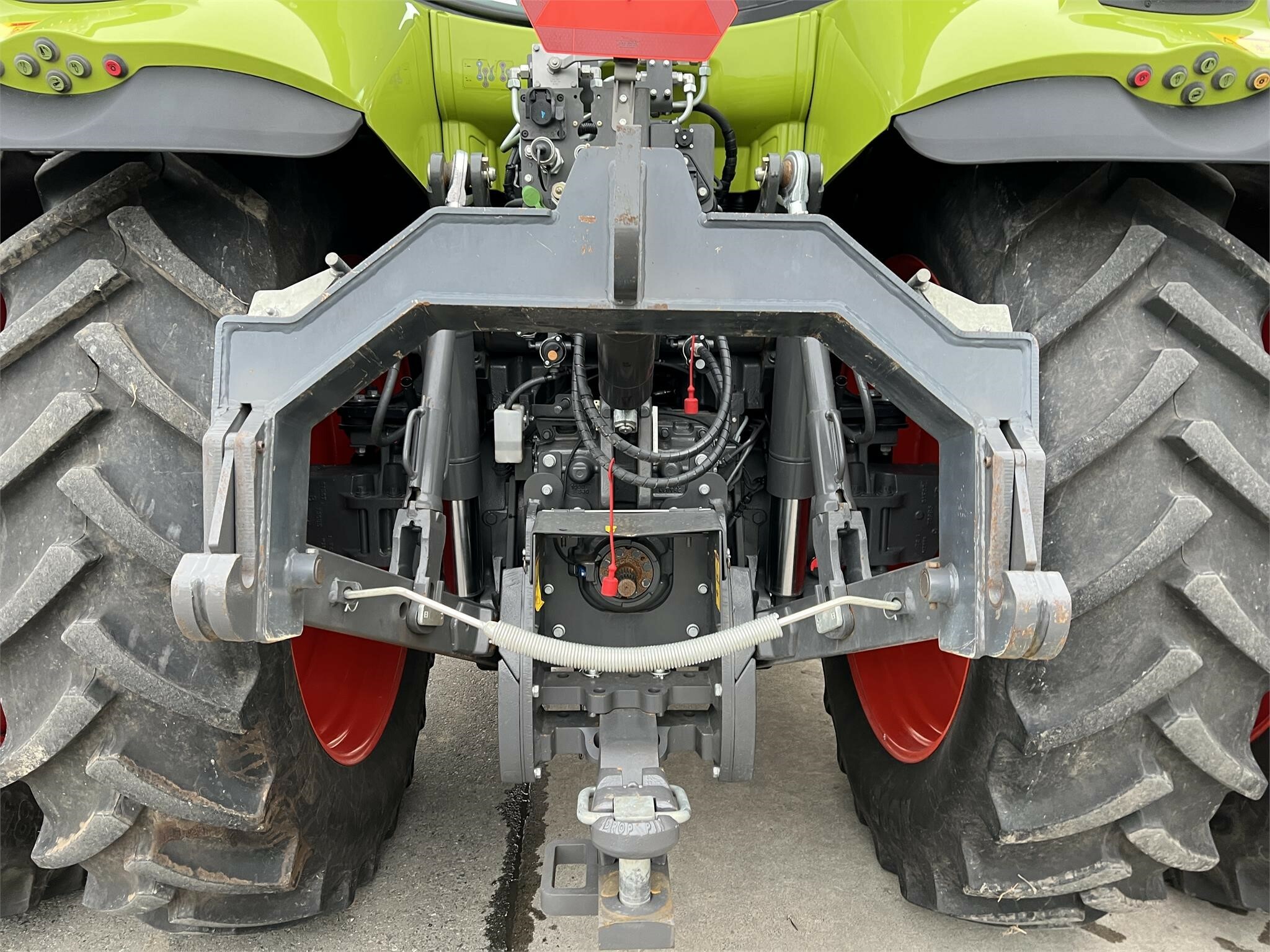 2021 Claas AXION 880 Tractor