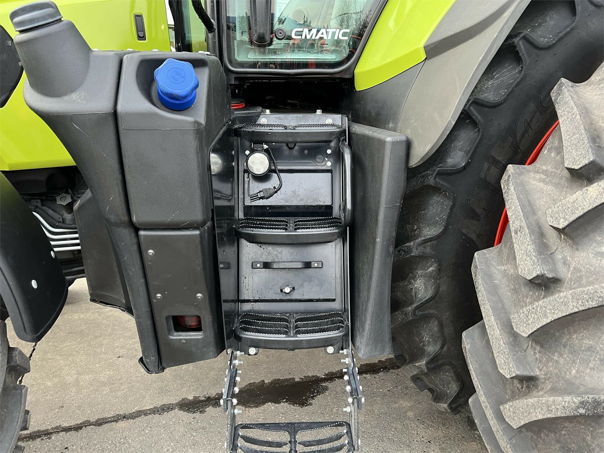 2021 Claas AXION 880 Tractor