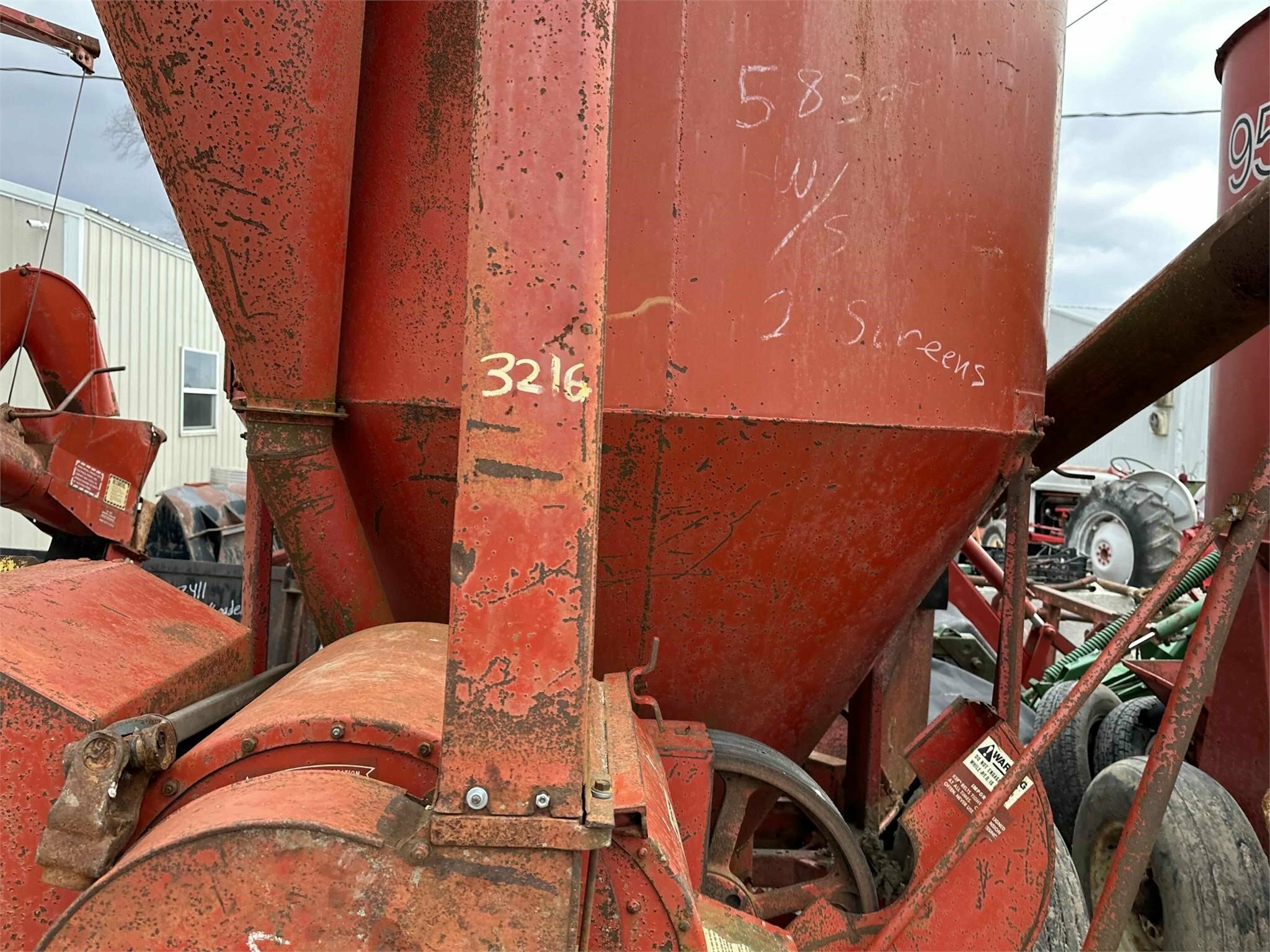 Gehl 120 Grinders and Mixer 2,750 Machinery Pete