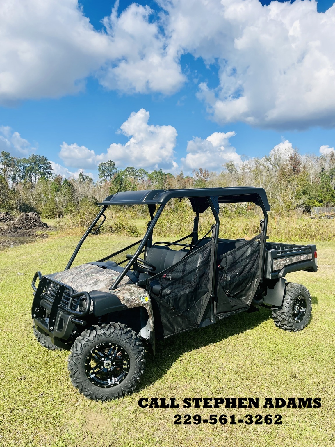 2025 John Deere XUV 825M S4 ATVs and Utility Vehicle
