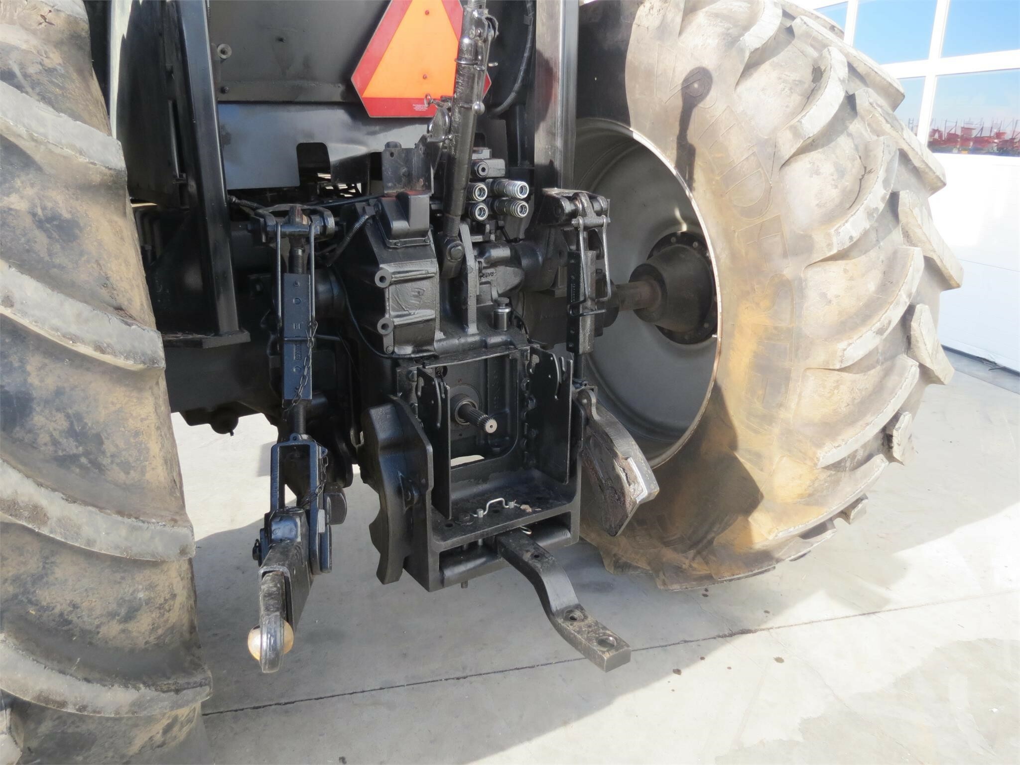 2000 Case IH MX110 Tractor