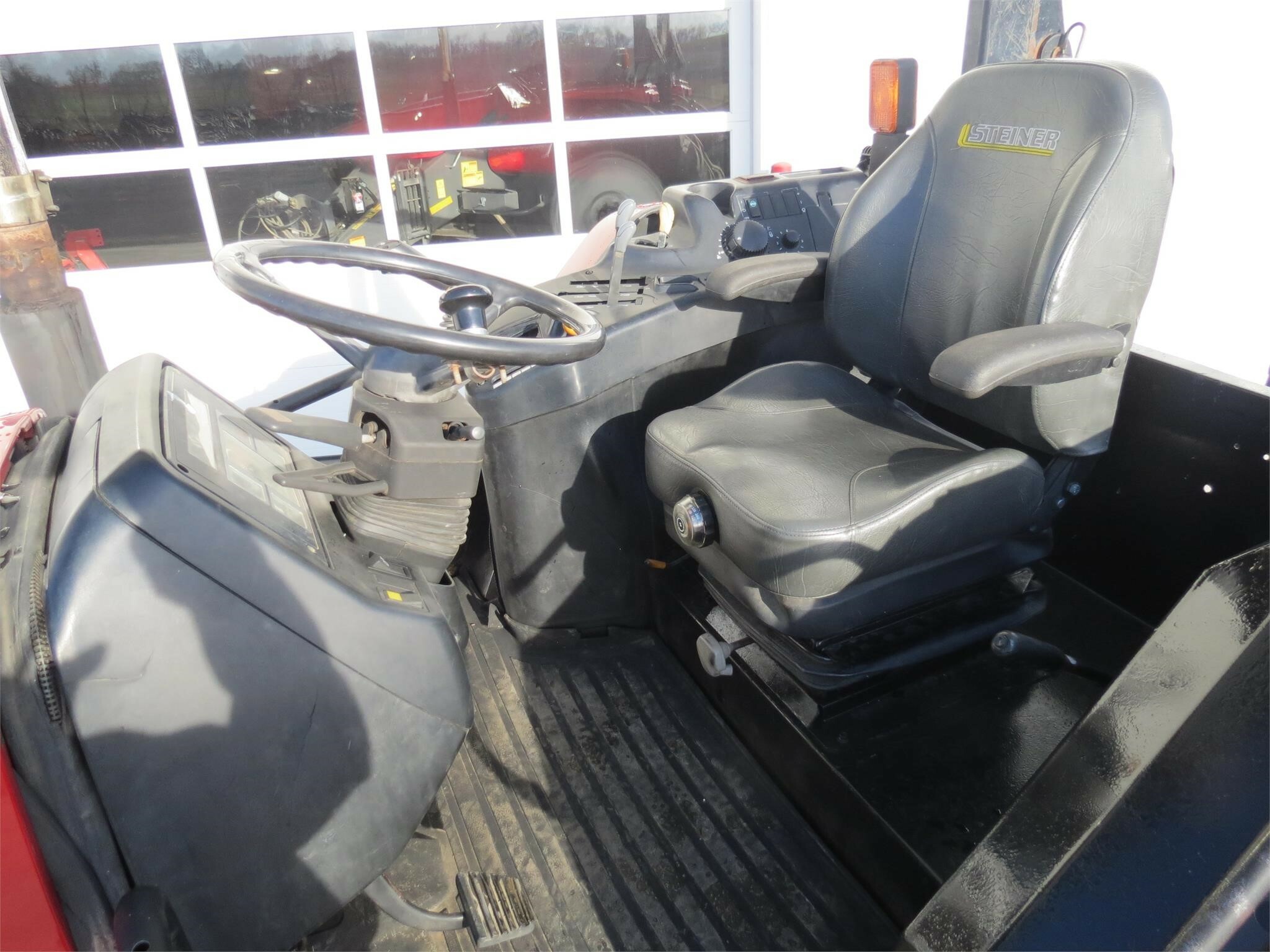 2000 Case IH MX110 Tractor