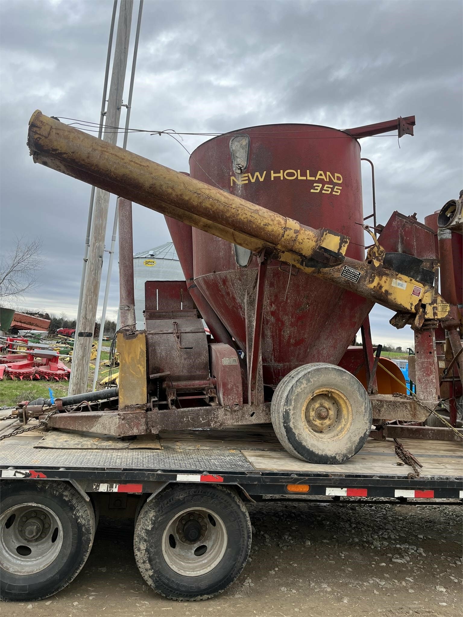 New Holland 355 Grinders and Mixer Call Machinery Pete