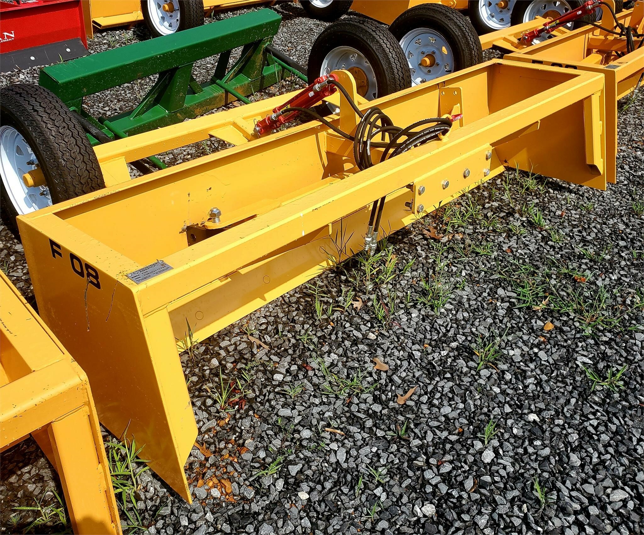 2022 Industrias America Fresno 7 Blade 1,750 Machinery Pete