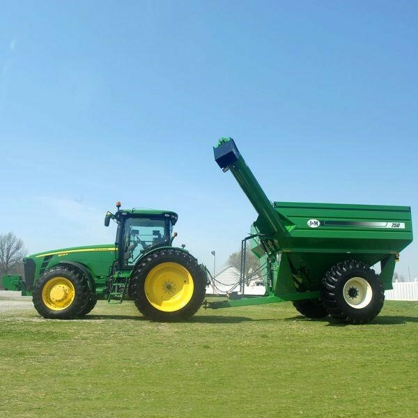 2026 J&M 750-18 Grain Cart
