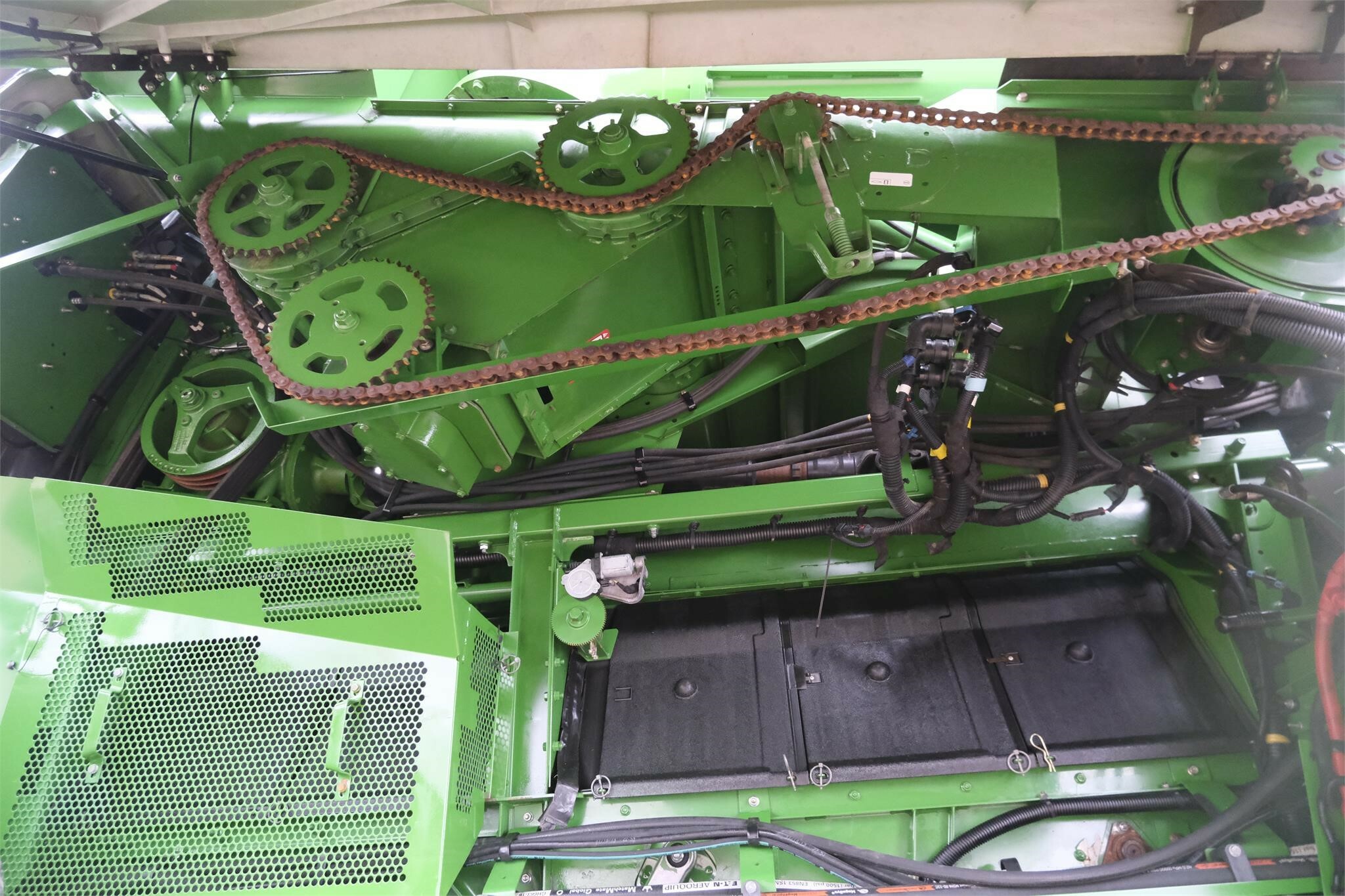 2014 John Deere S680 Combine