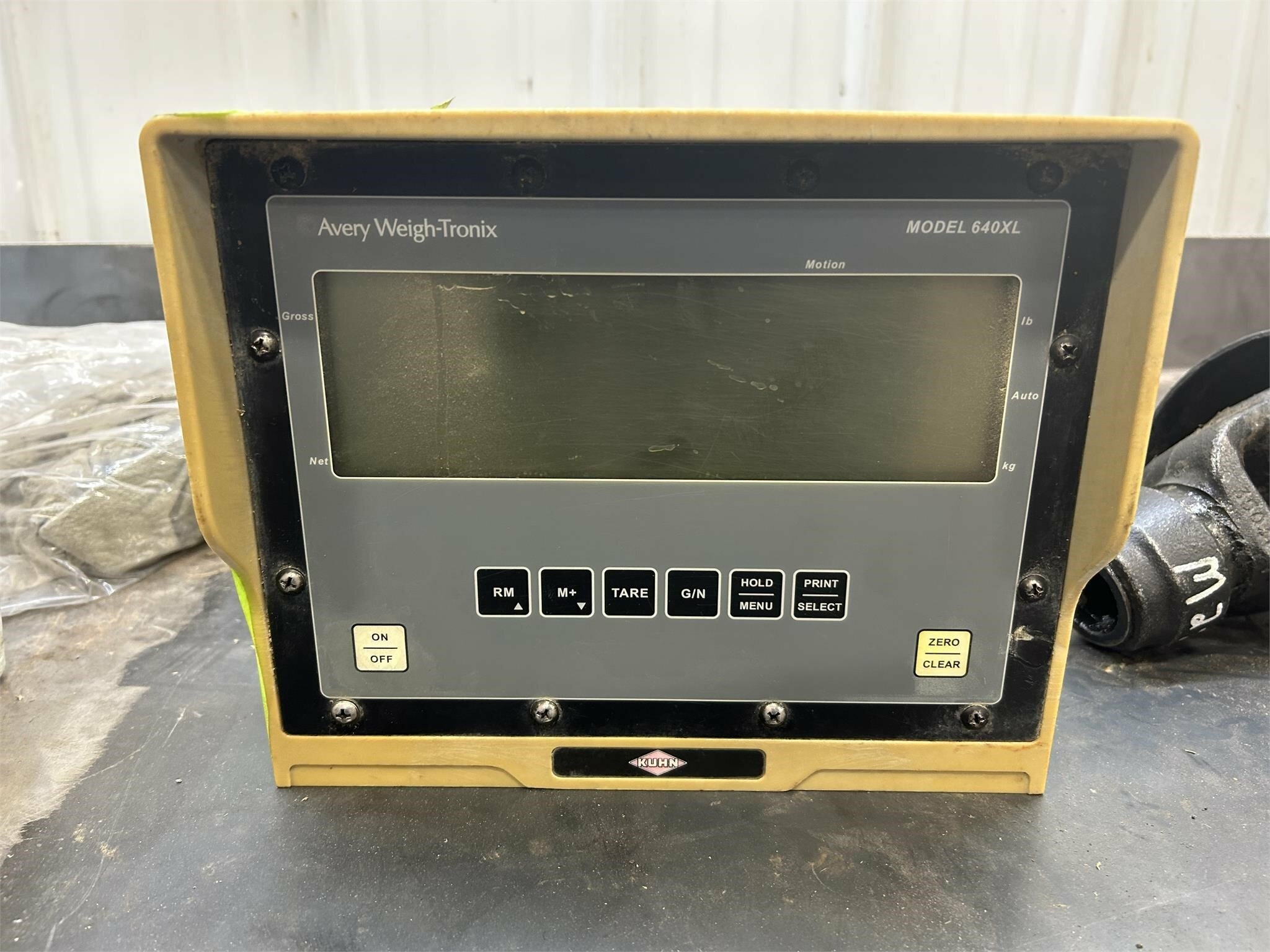  Kuhn Knight RA136 Grinders and Mixer