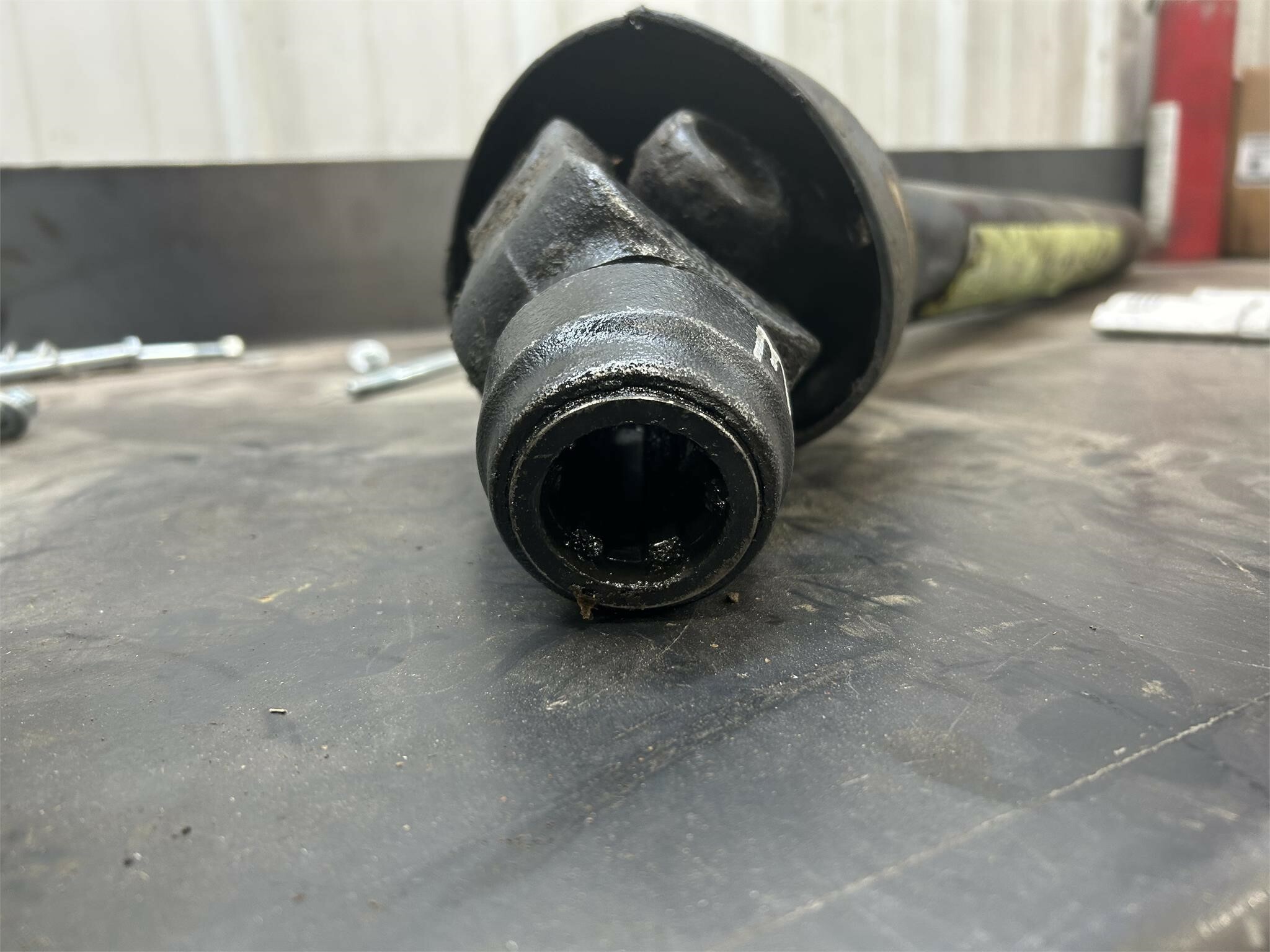  Kuhn Knight RA136 Grinders and Mixer