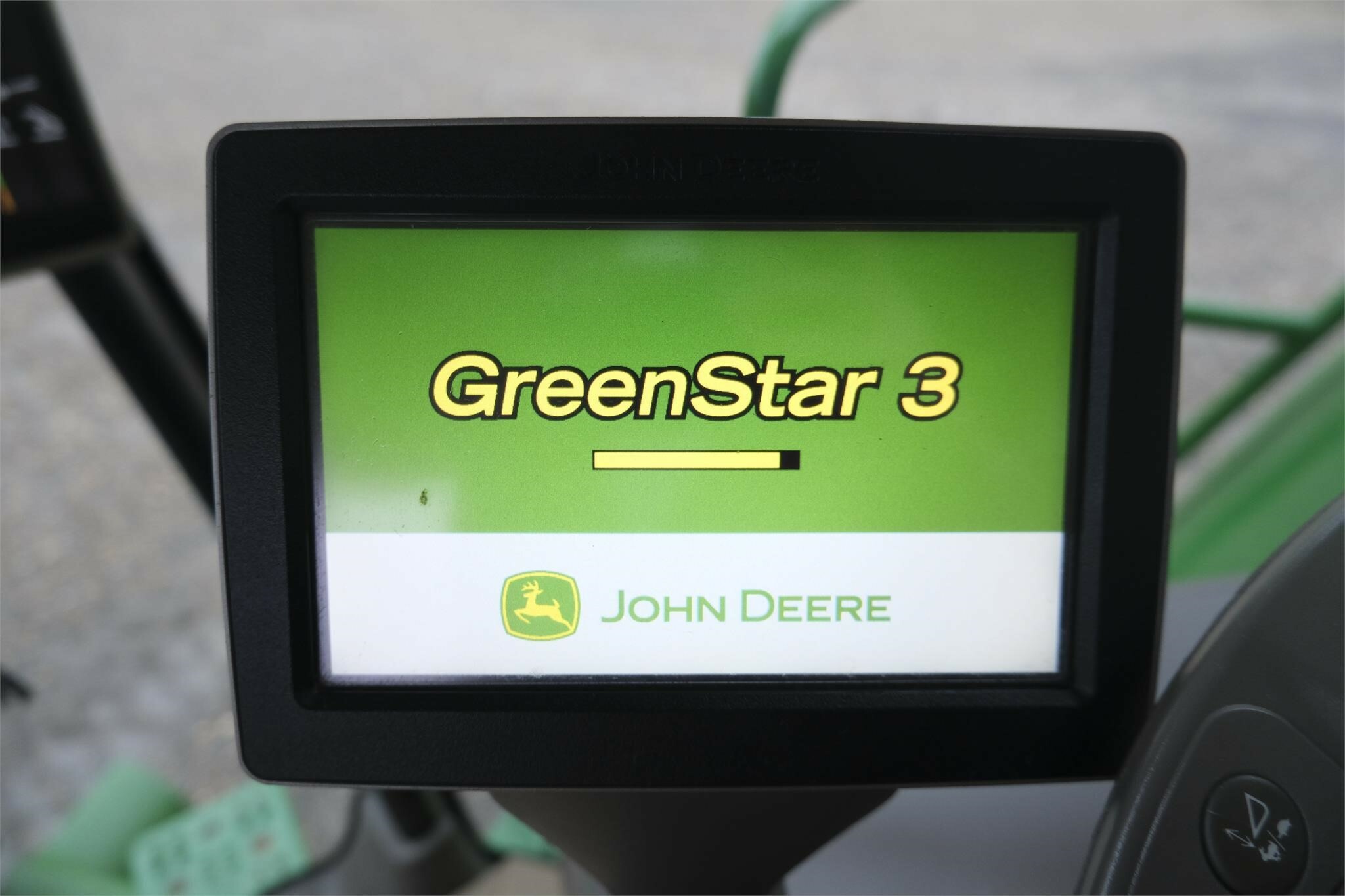 2014 John Deere S680 Combine