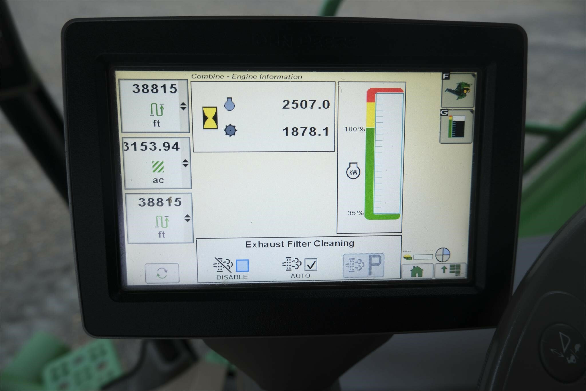 2014 John Deere S680 Combine