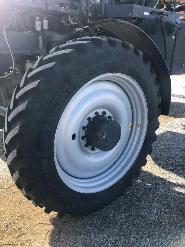 2020 ROGATOR RG1300C Self-Propelled Sprayer