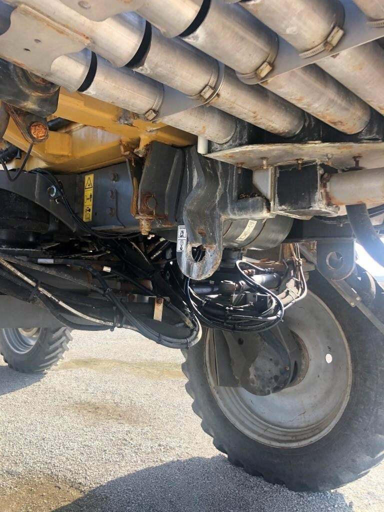 2020 ROGATOR RG1300C Self-Propelled Sprayer