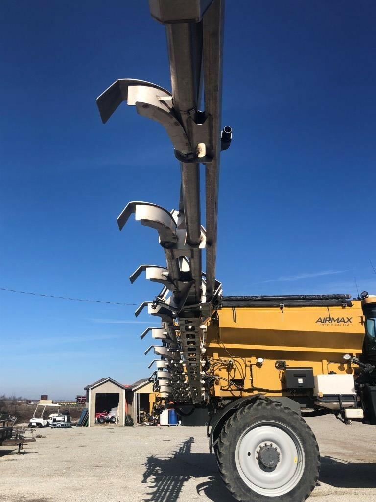2020 ROGATOR RG1300C Self-Propelled Sprayer