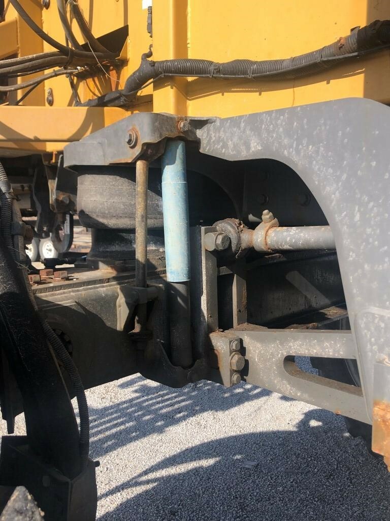 2020 ROGATOR RG1300C Self-Propelled Sprayer