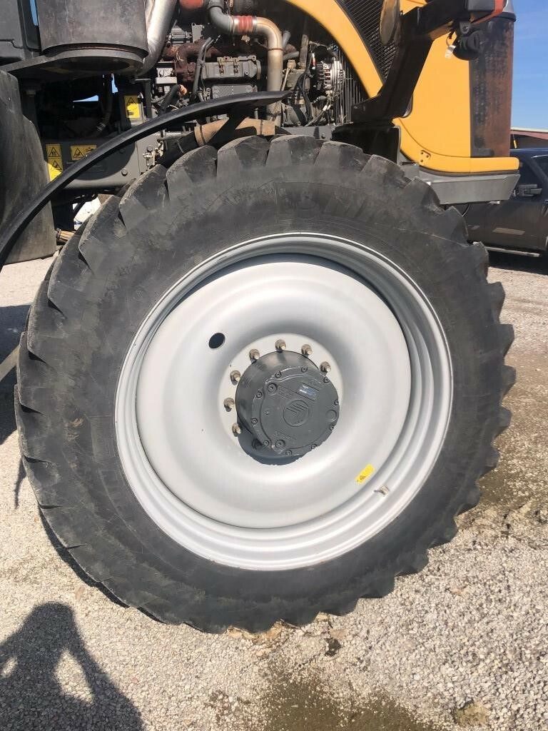 2020 ROGATOR RG1300C Self-Propelled Sprayer