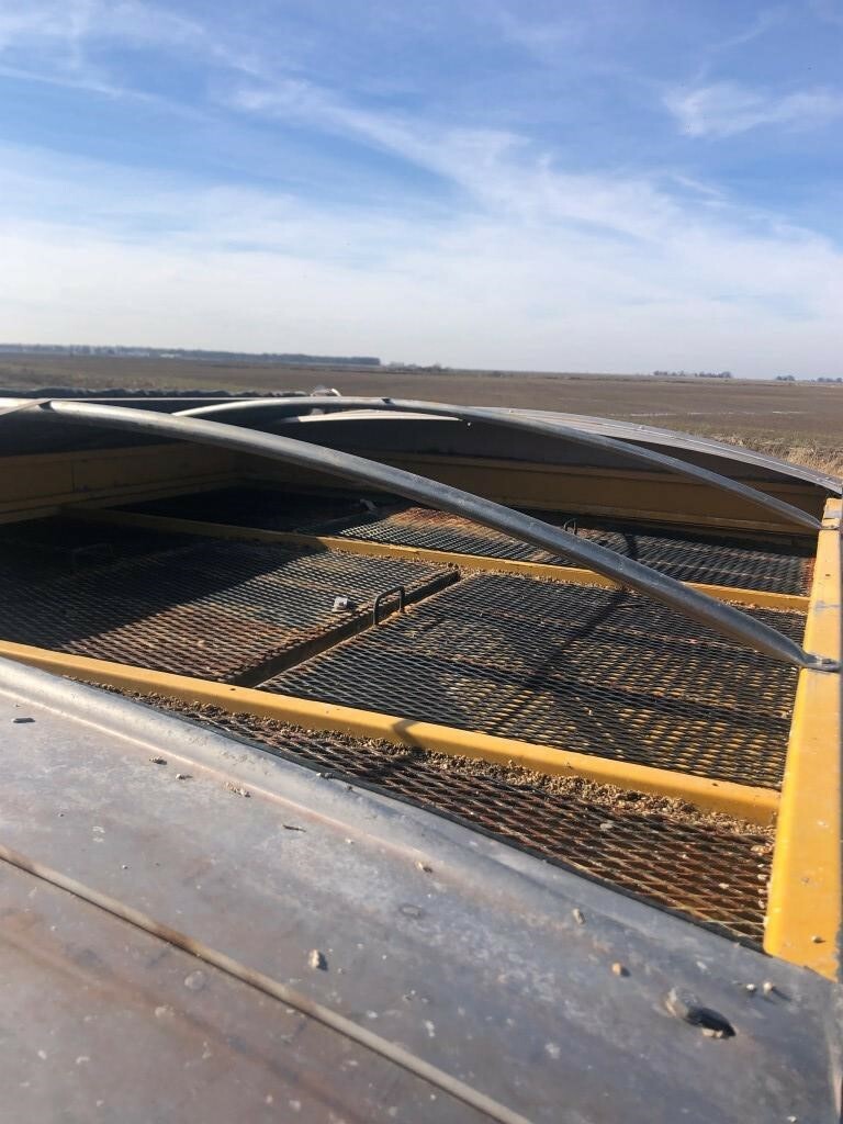 2020 ROGATOR RG1300C Self-Propelled Sprayer