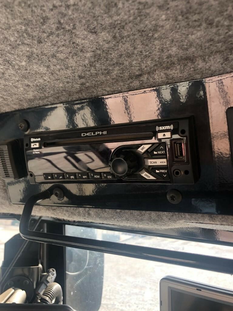 2020 ROGATOR RG1300C Self-Propelled Sprayer