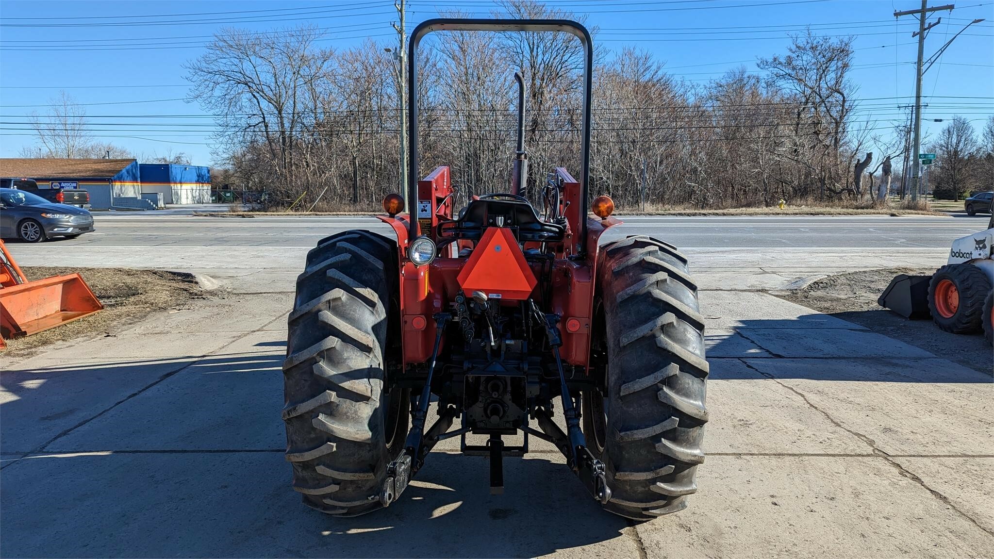 1989 Case IH 585 Tractor 22,900 Machinery Pete