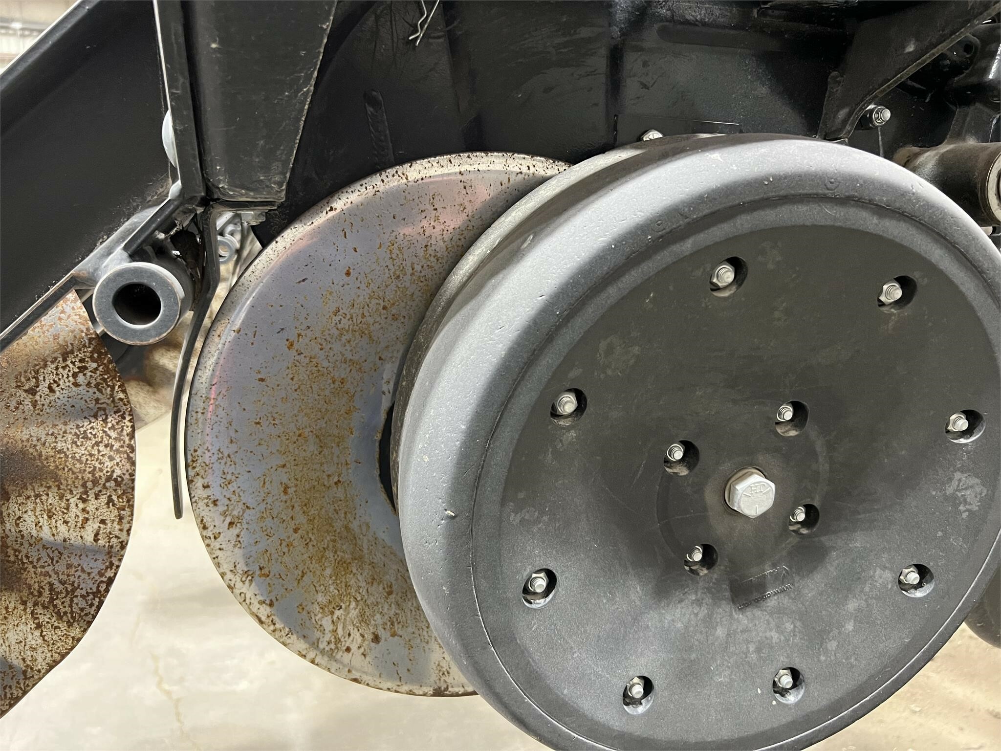 2021 Kinze 3605 Planter
