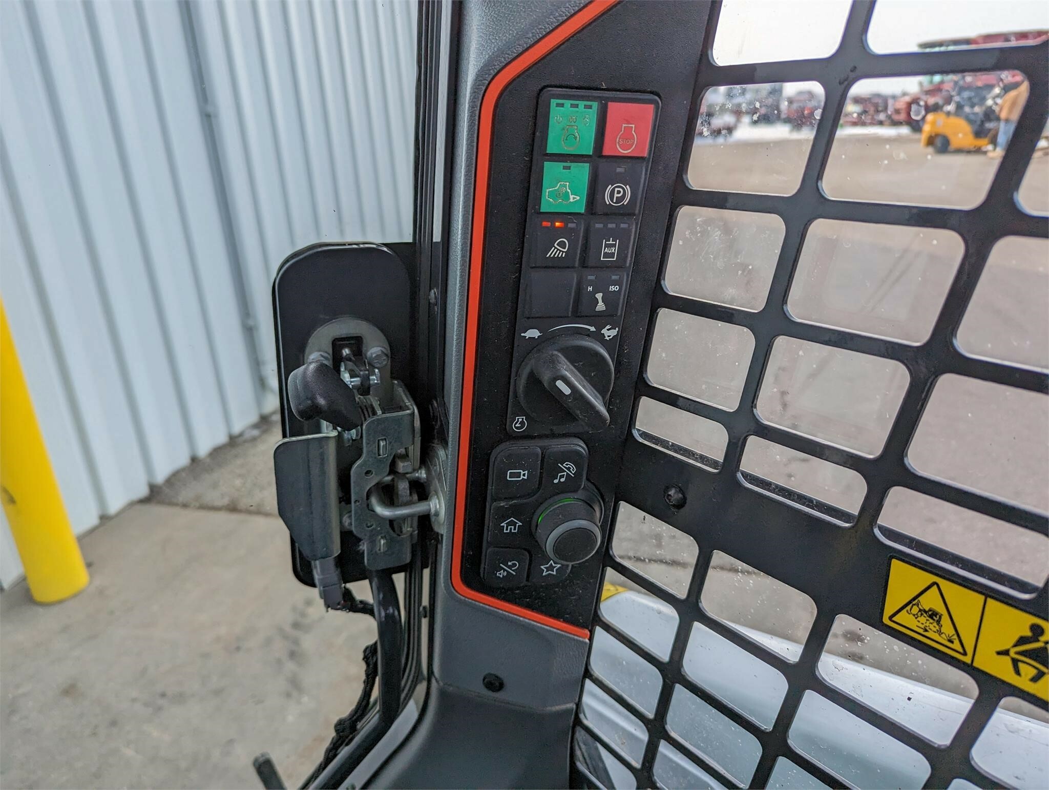 2022 Bobcat S66 Skid Steer