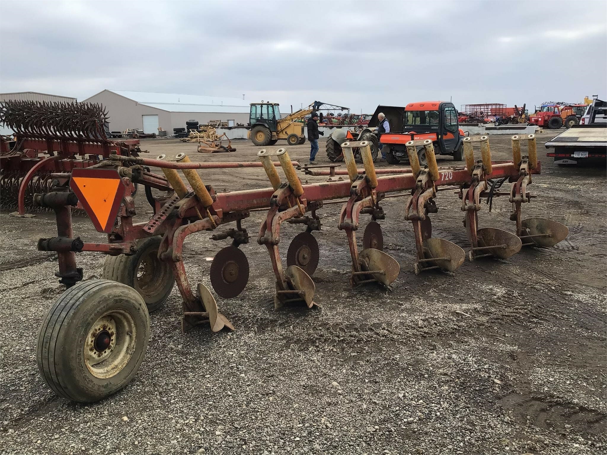  International Harvester 720 Plow