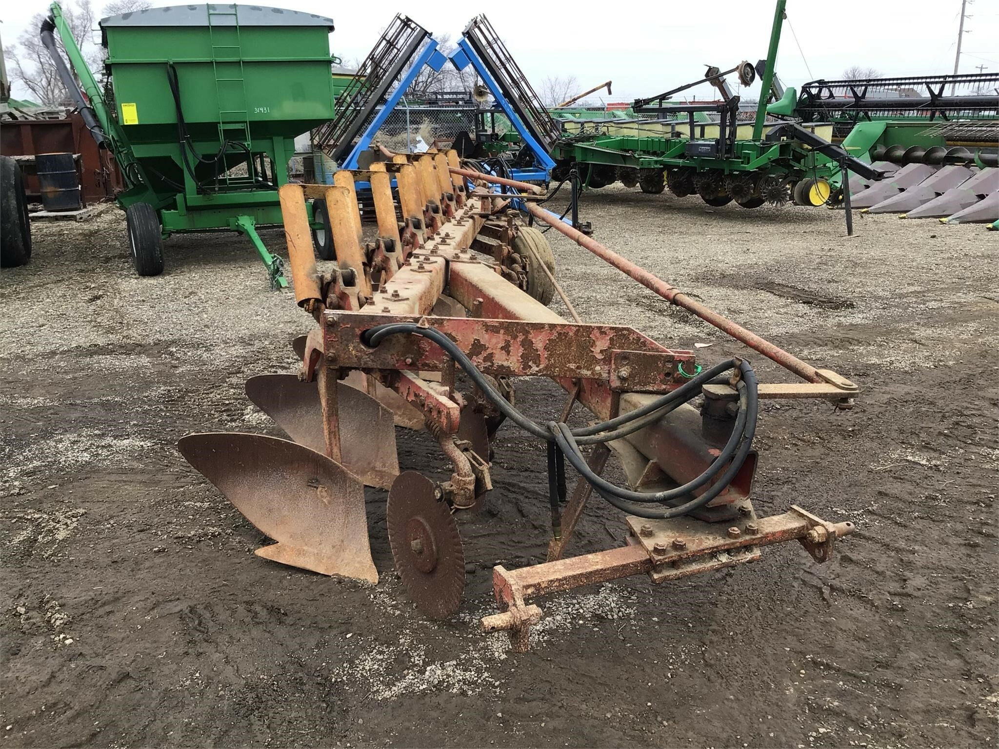  International Harvester 720 Plow