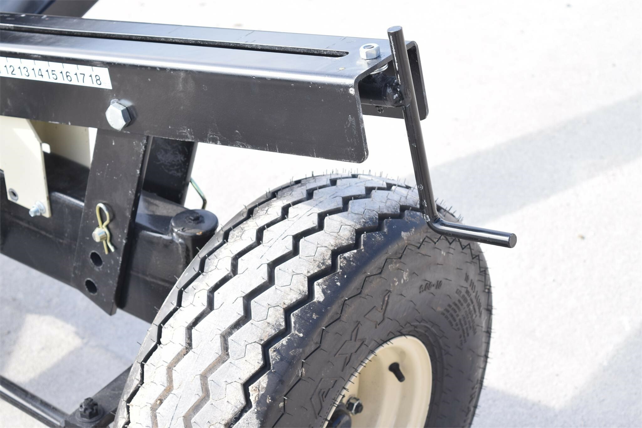 2025 E-Z Trail 680 Header Trailer