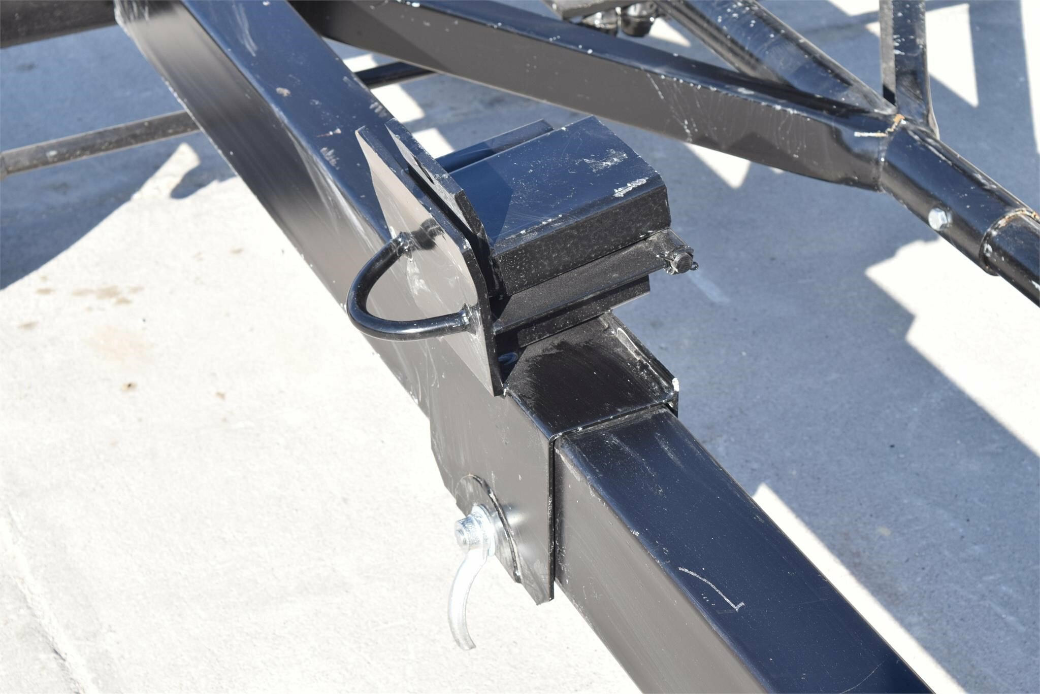 2025 E-Z Trail 680 Header Trailer