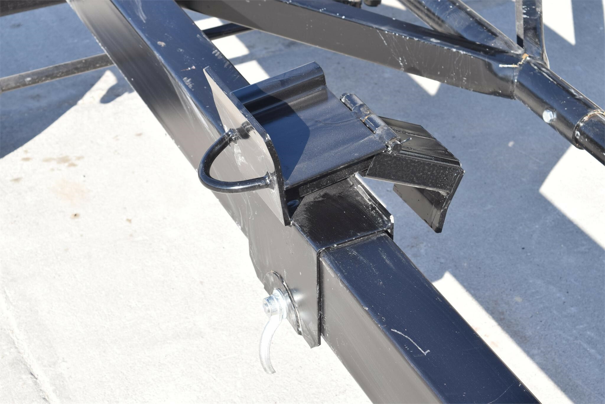 2025 E-Z Trail 680 Header Trailer