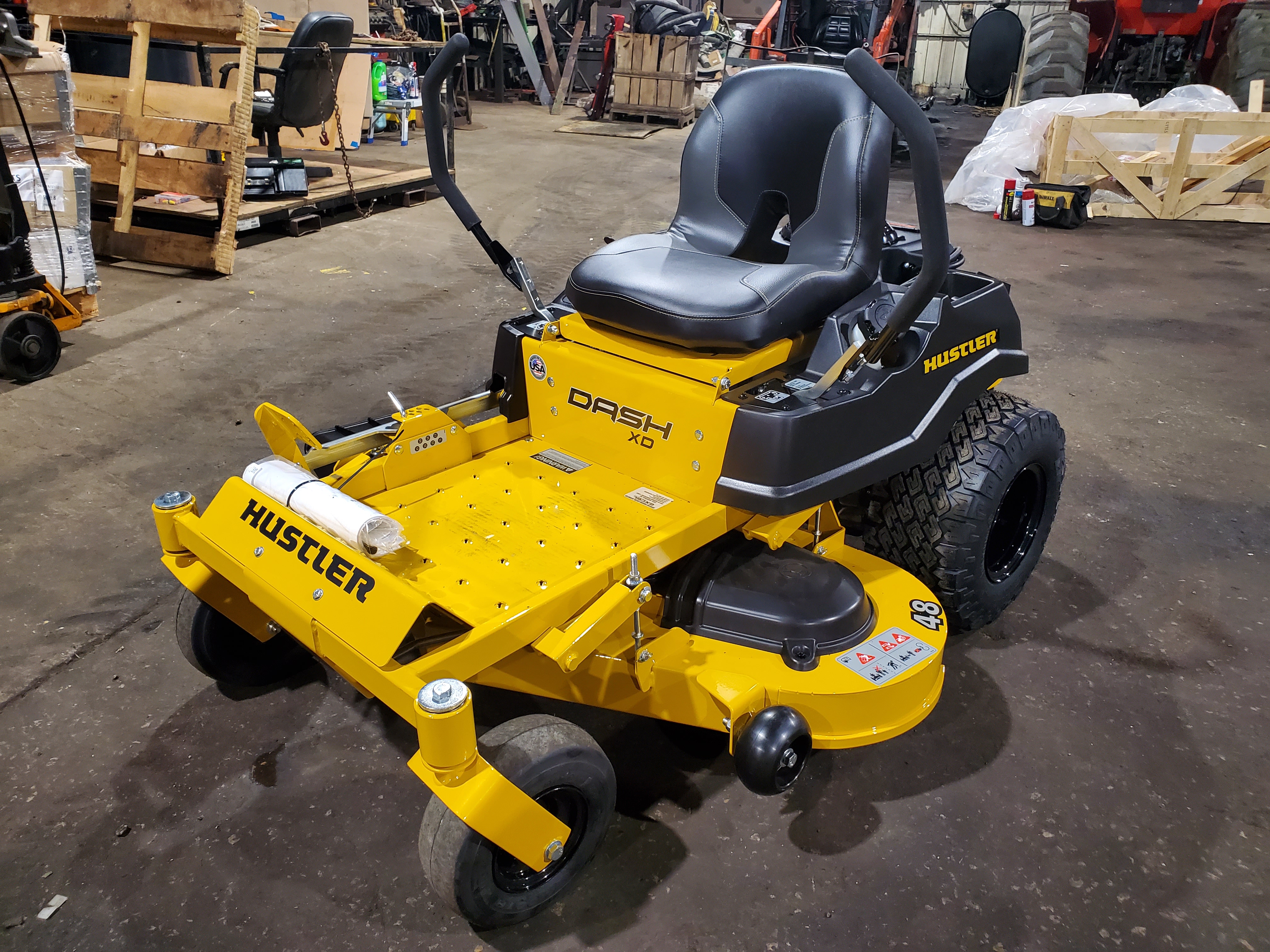 2023 Hustler DASH XD 48 Lawn Mower