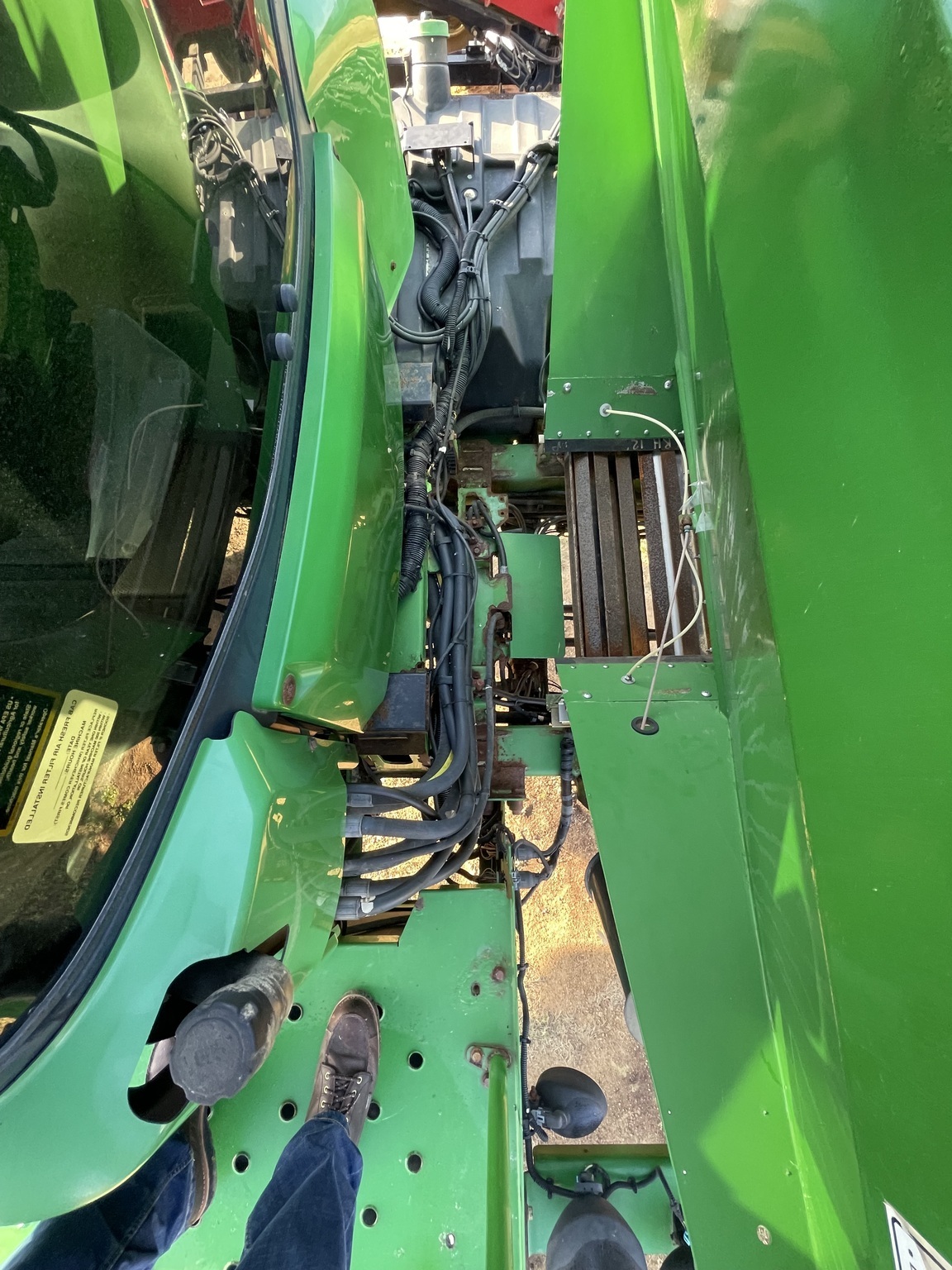 2017 John Deere R4045 Self-Propelled Sprayer