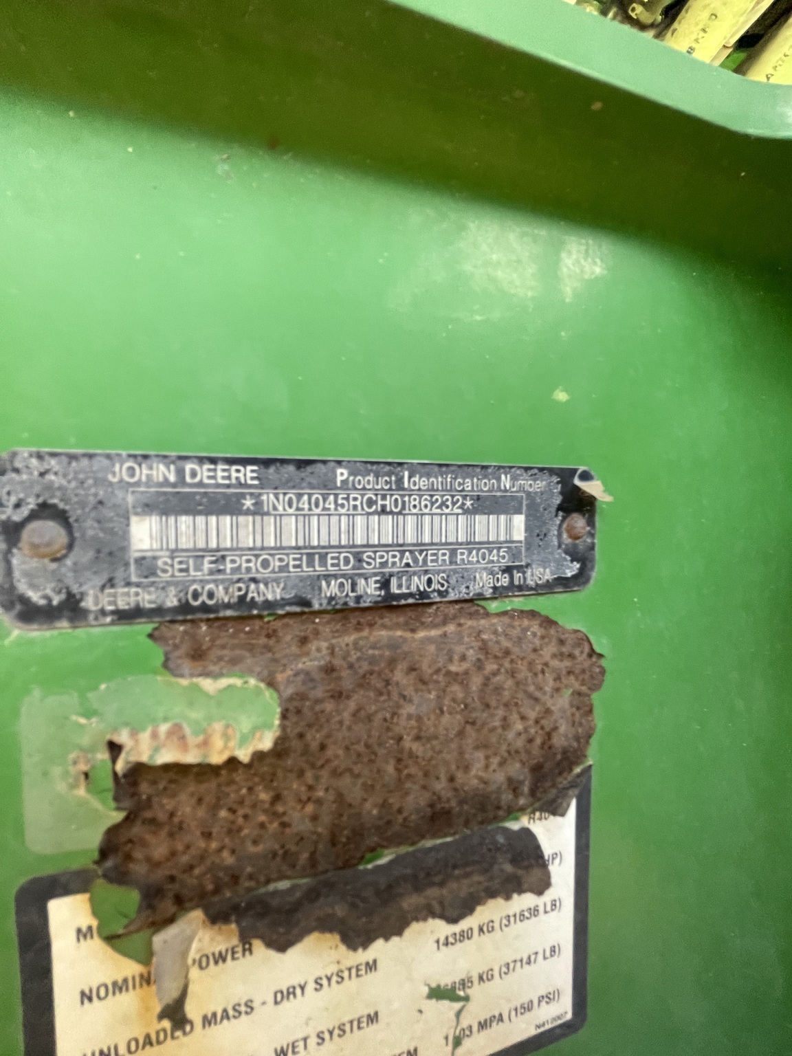 2017 John Deere R4045 Self-Propelled Sprayer