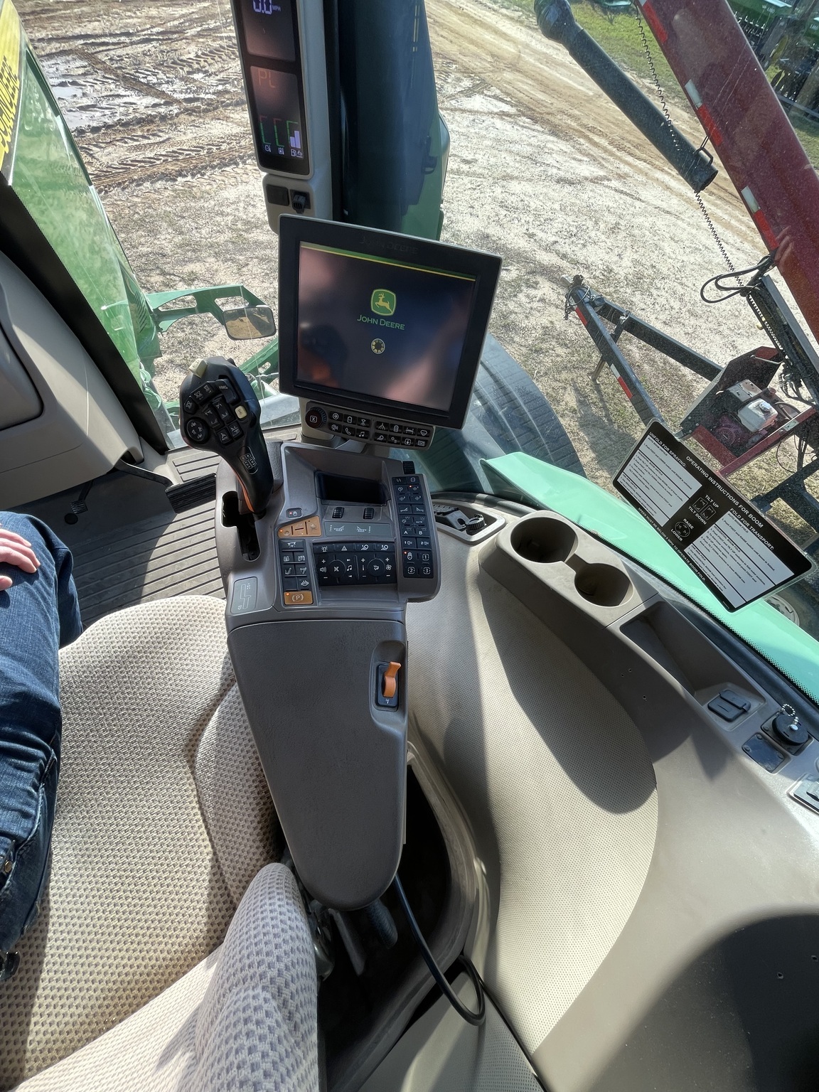 2017 John Deere R4045 Self-Propelled Sprayer