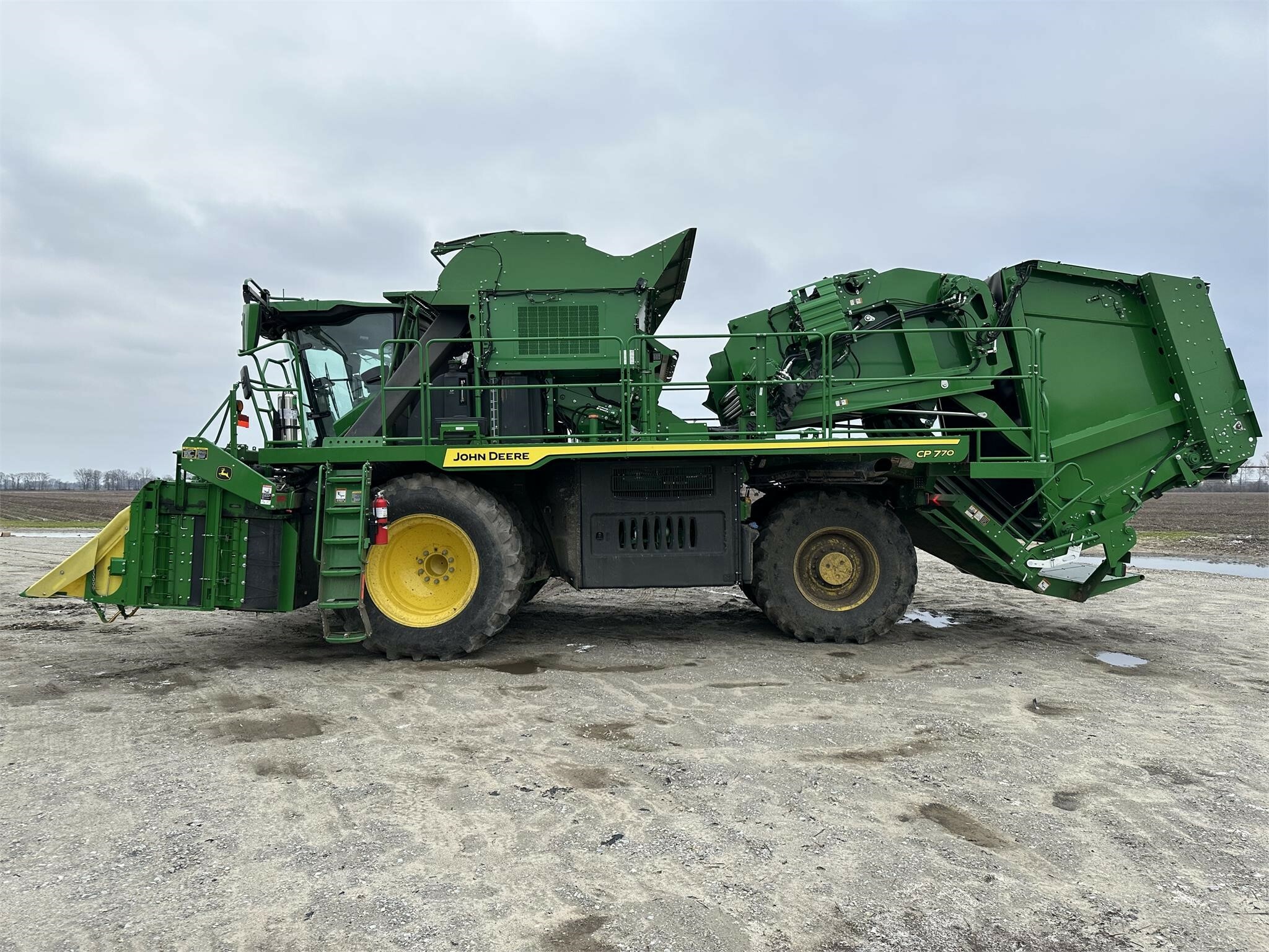 2022 John Deere CP770 Cotton Equipment