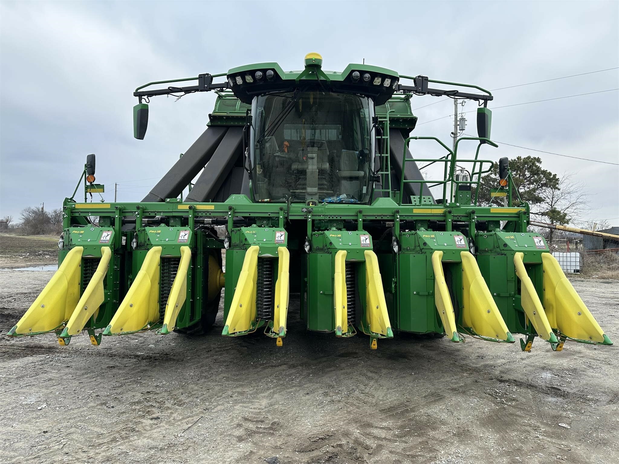 2022 John Deere CP770 Cotton Equipment