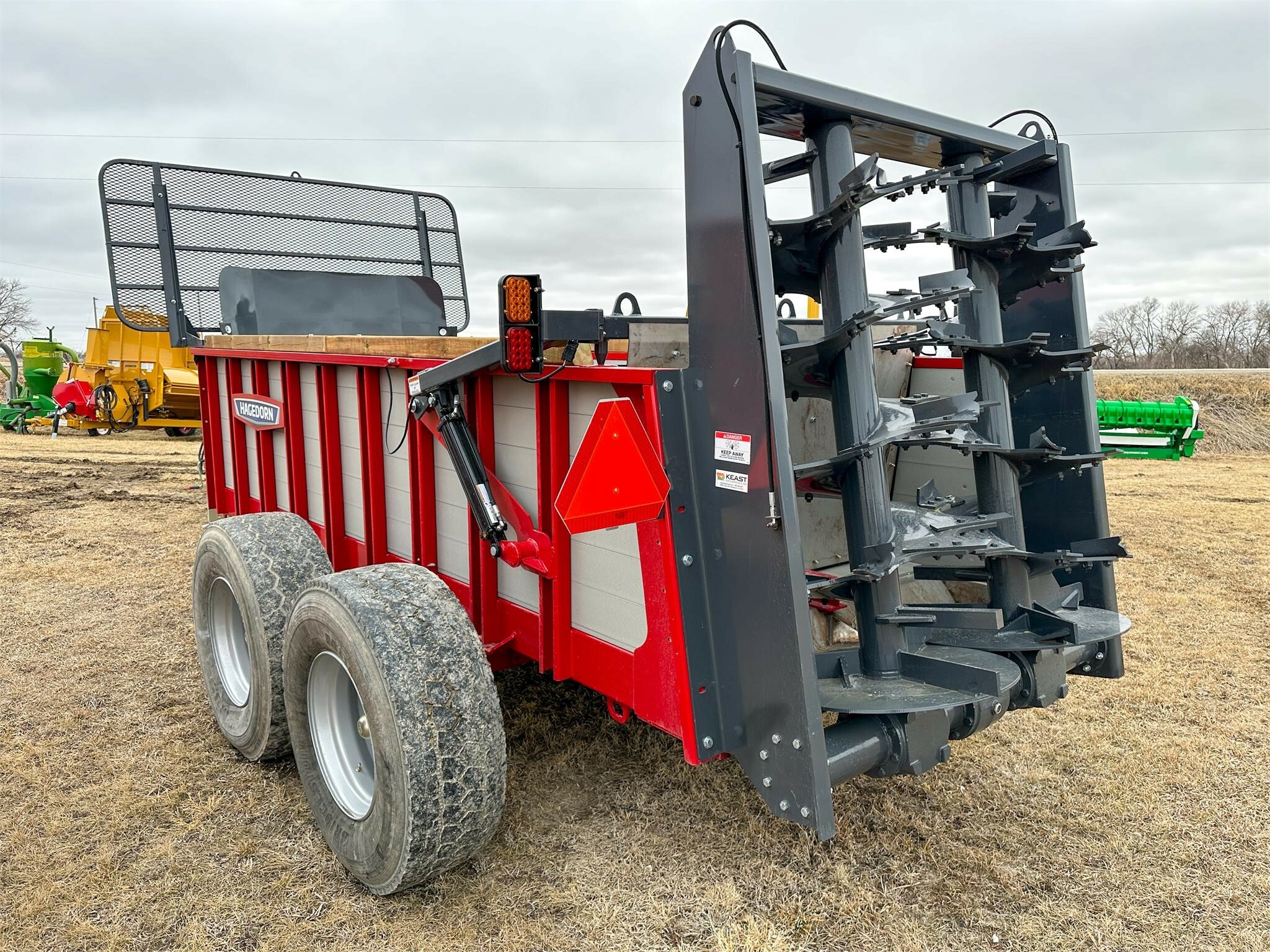 2025 Hagedorn Hydra-Spread Extravert 5290 Manure Spreader