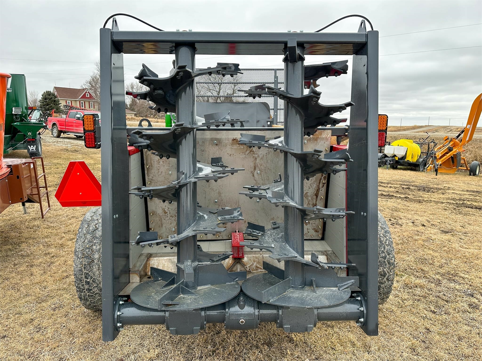 2025 Hagedorn Hydra-Spread Extravert 5290 Manure Spreader