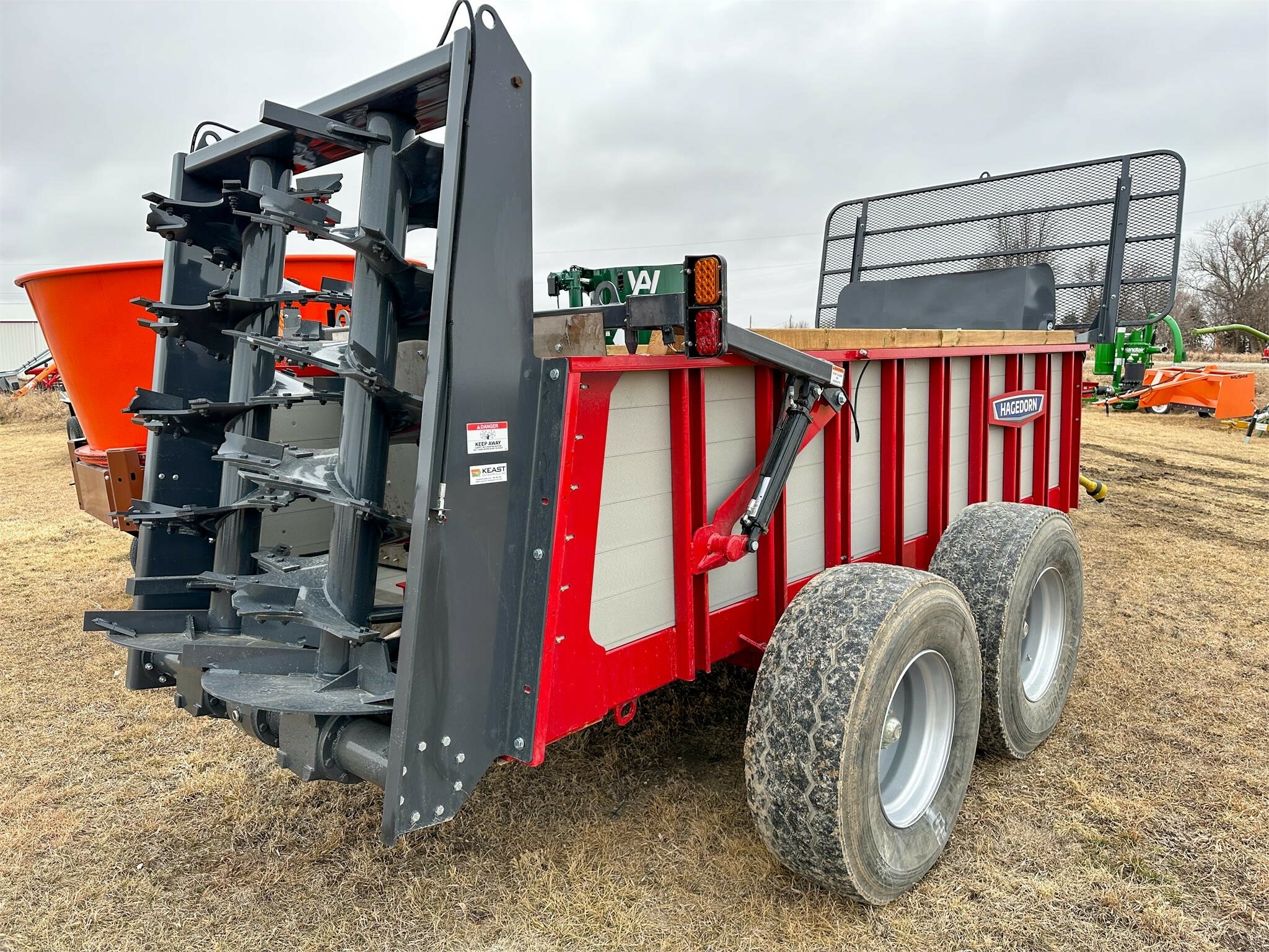 2025 Hagedorn Hydra-Spread Extravert 5290 Manure Spreader