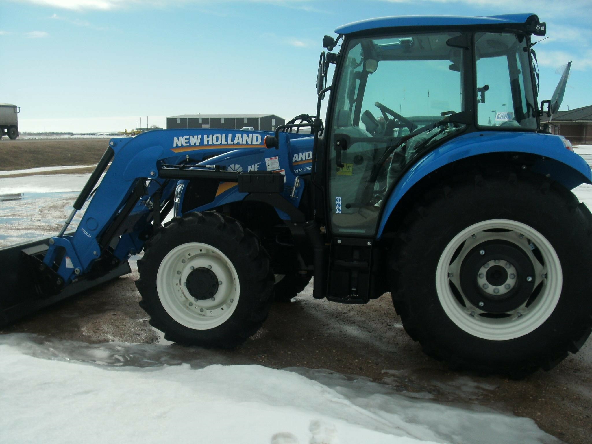 2025 New Holland POWERSTAR 75 Tractor