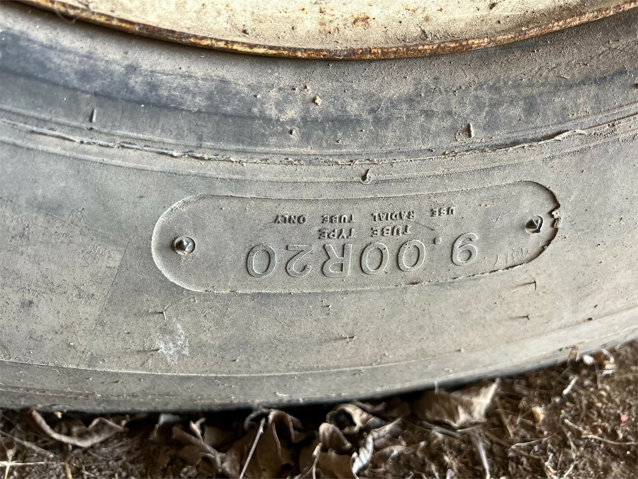  Unverferth 235 Gravity Wagon