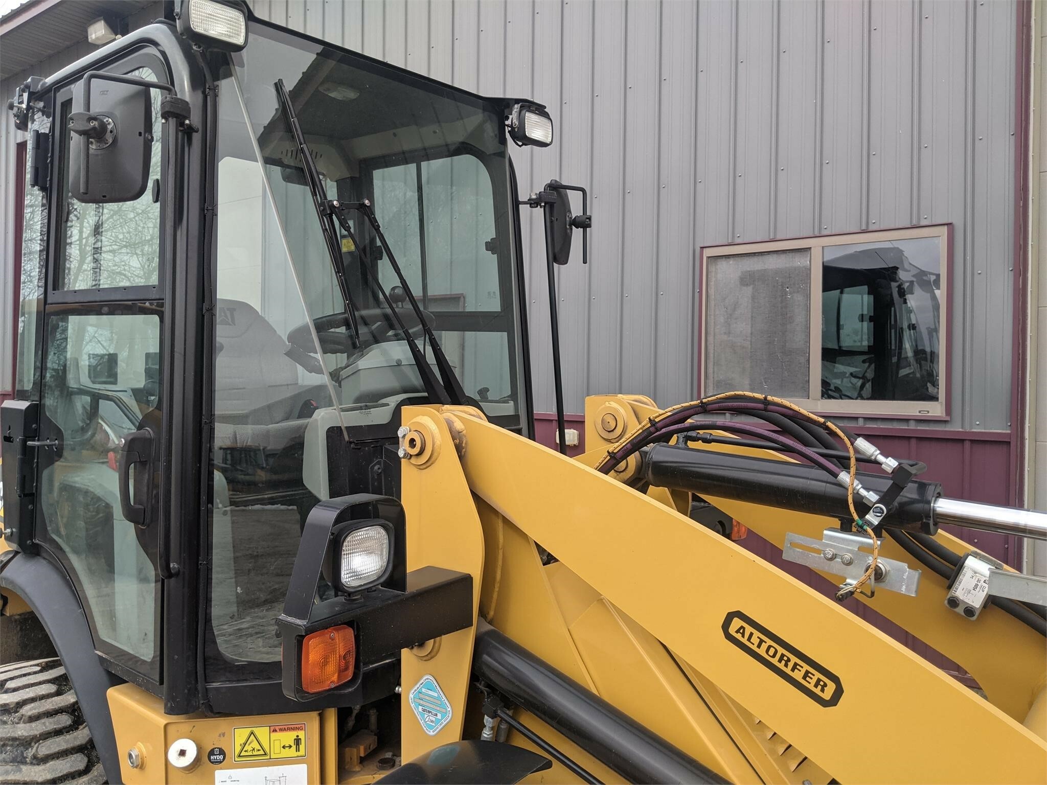 2015 Caterpillar 903C Miscellaneous