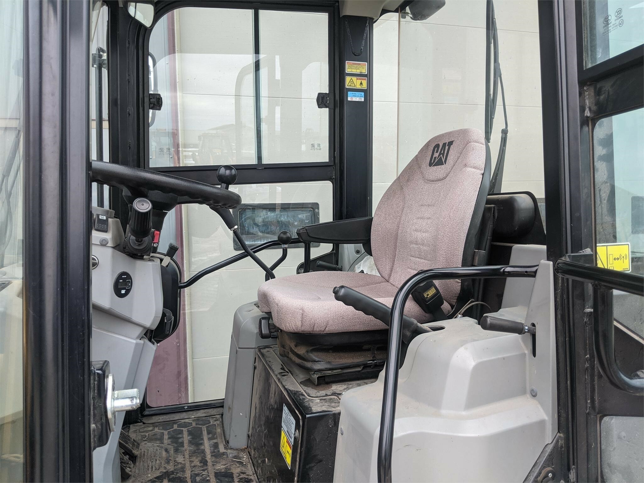 2015 Caterpillar 903C Miscellaneous