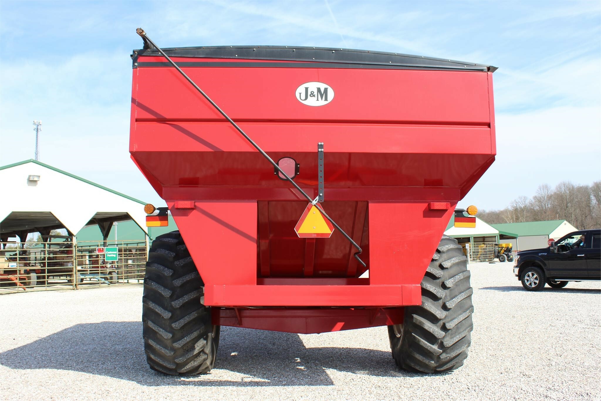 2013 J&M 750-18 Grain Cart