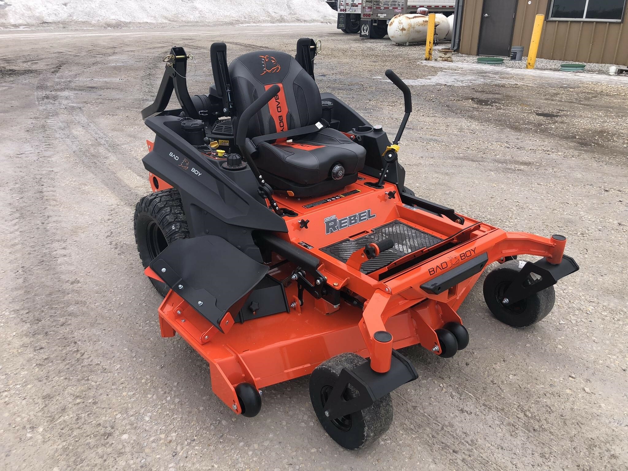 2026 Bad Boy OUTLAW REBEL 7200 Lawn Mower