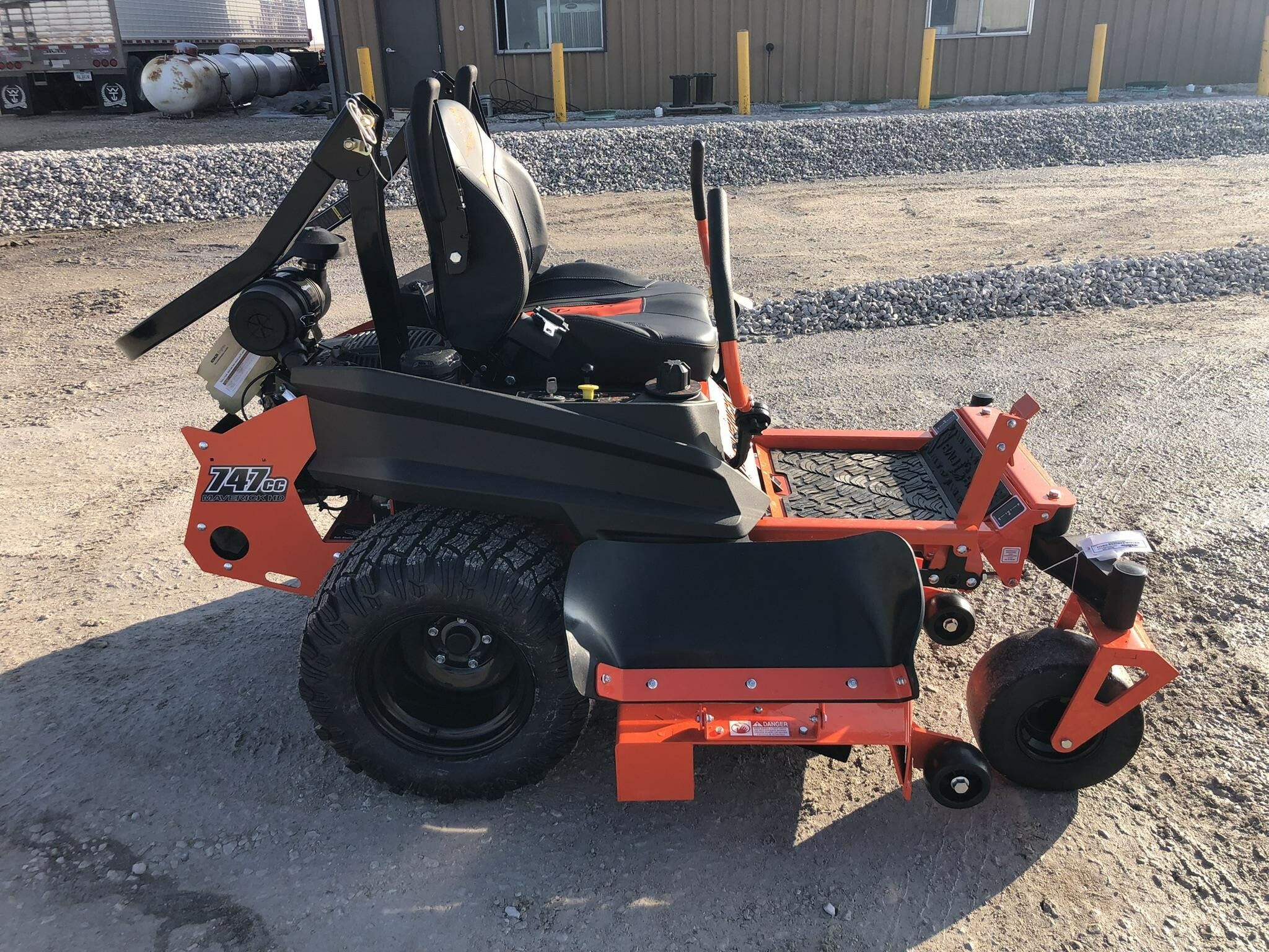 2026 Bad Boy MAVERICK 5400 Lawn Mower