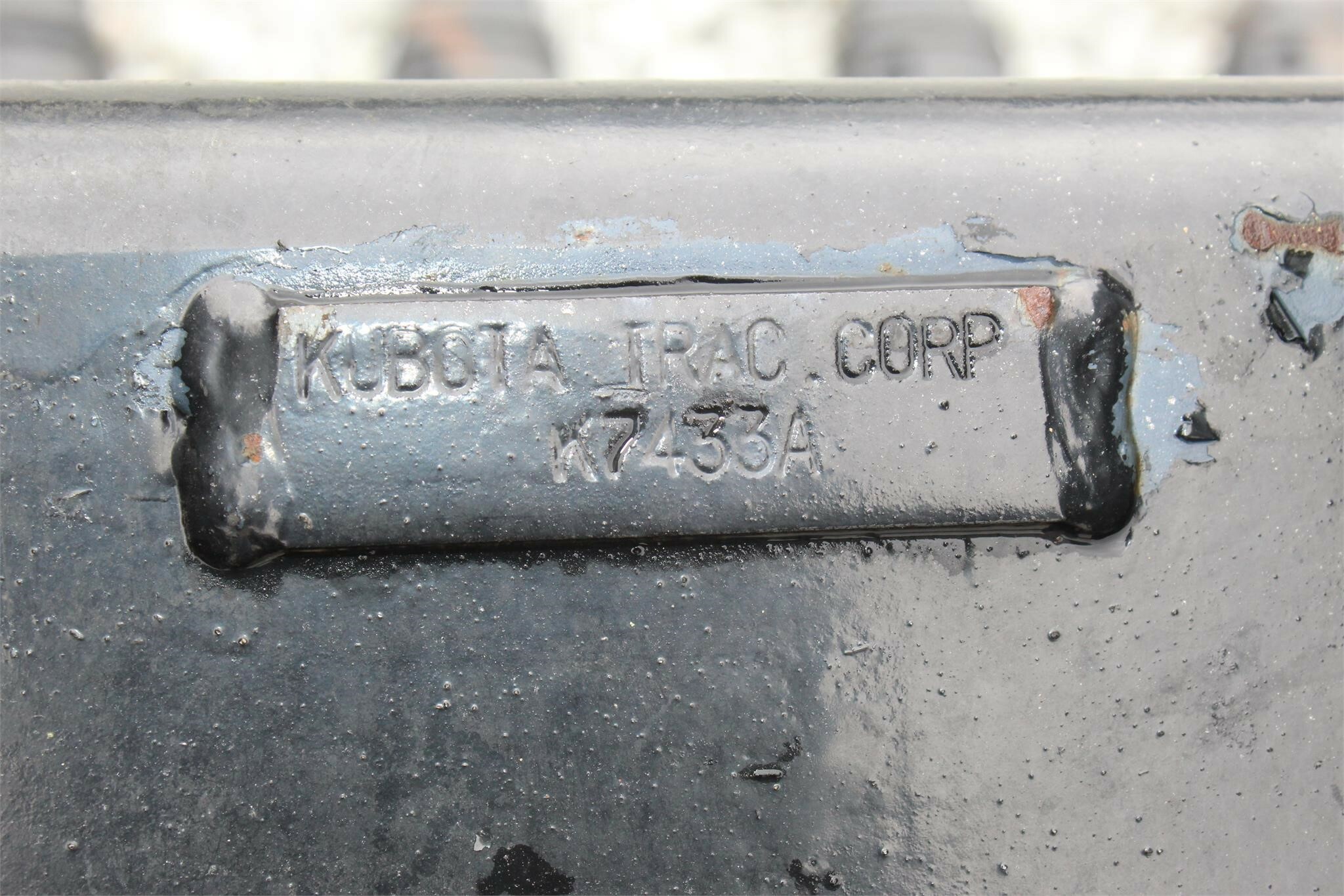  Kubota 2 1/2FT. BUCKET MODEL# K7433A Backhoe and Excavator Attachment