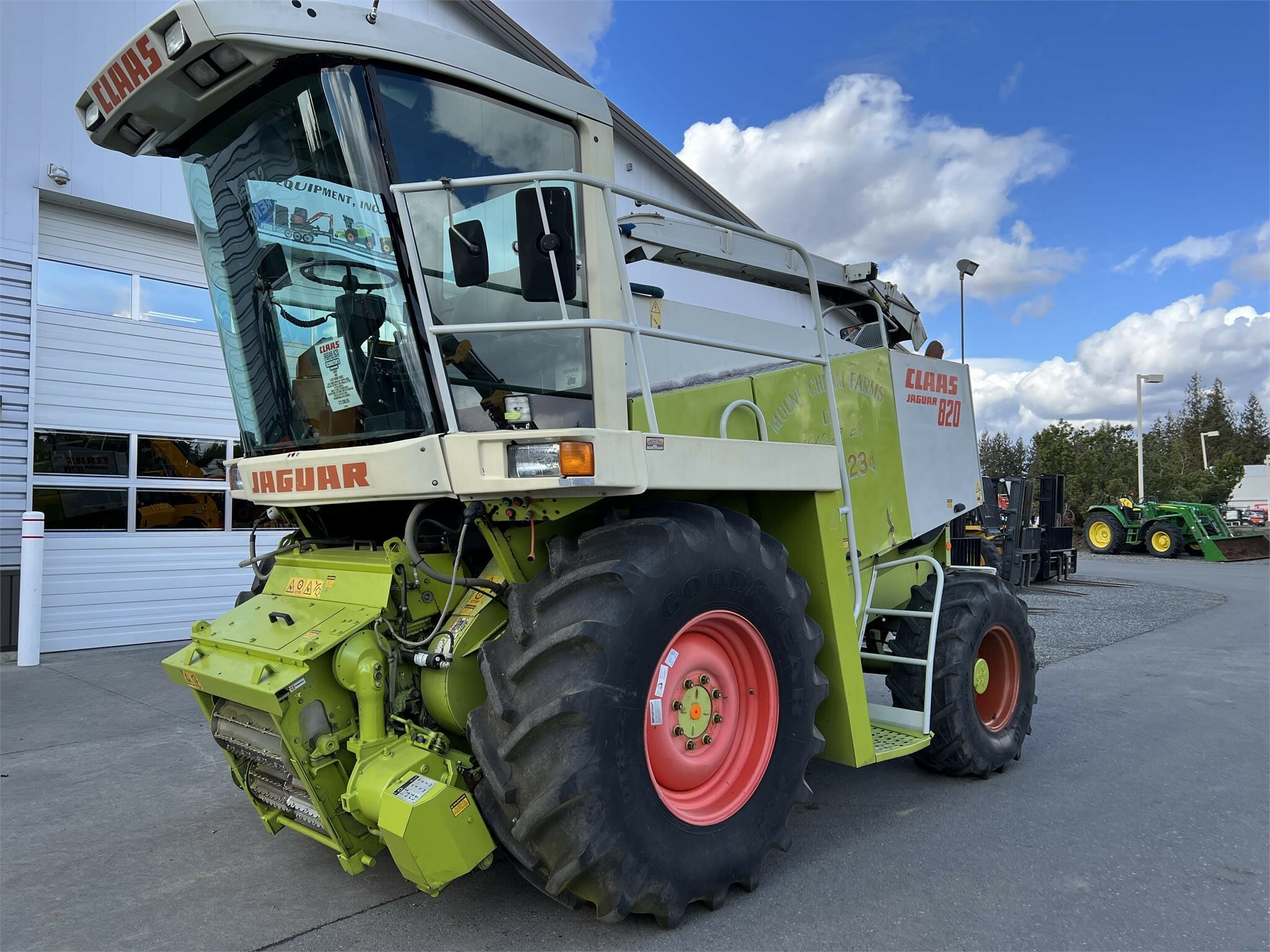 1995 Claas Jaguar 820 Self-Propelled Forage Harvester