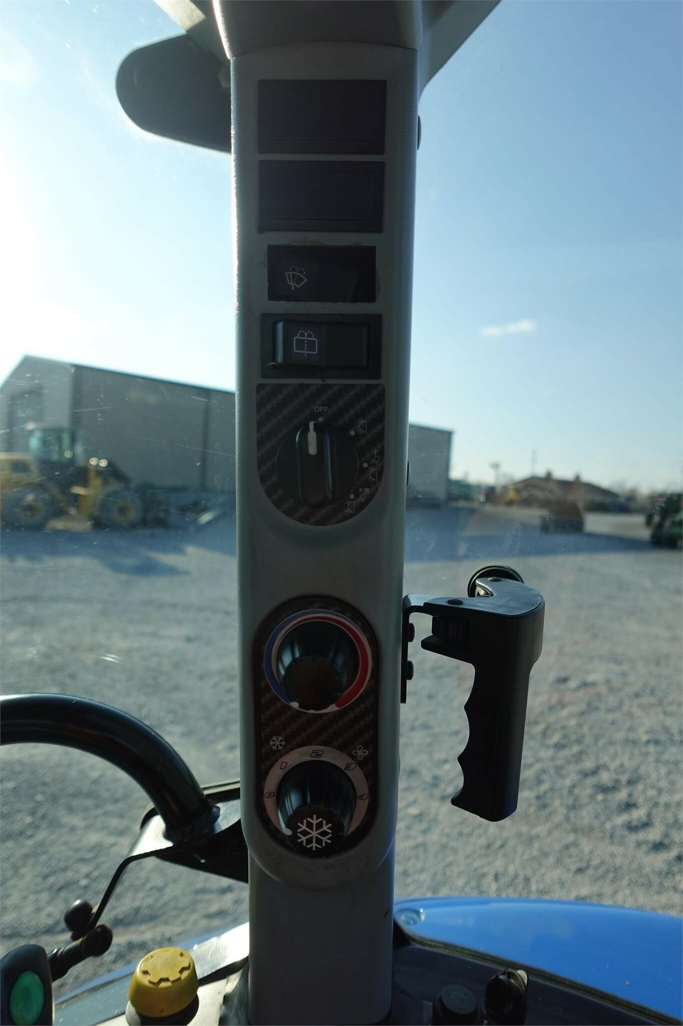 2015 New Holland T4.115 Tractor